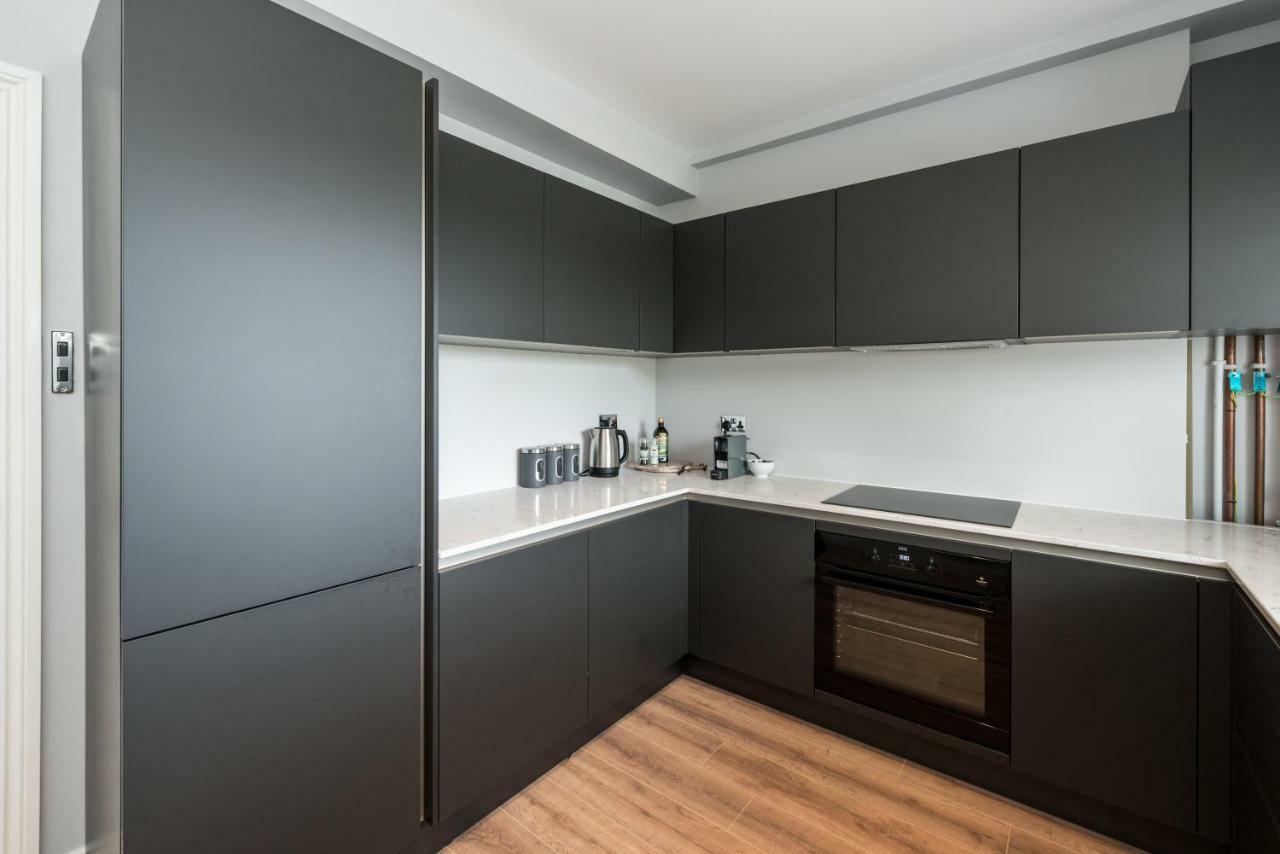 The Carlyle - Stunning Serviced Apartment London