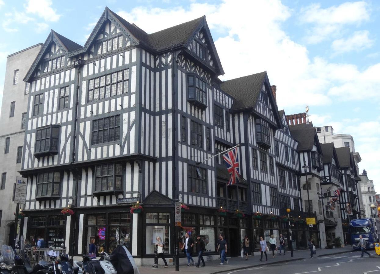 Luxury In Soho - Oxford Street Apartment *