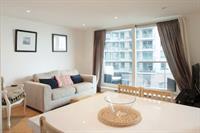 St Georges Wharf * London