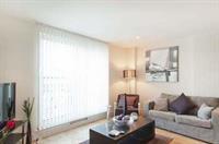 St Georges Wharf Apartment