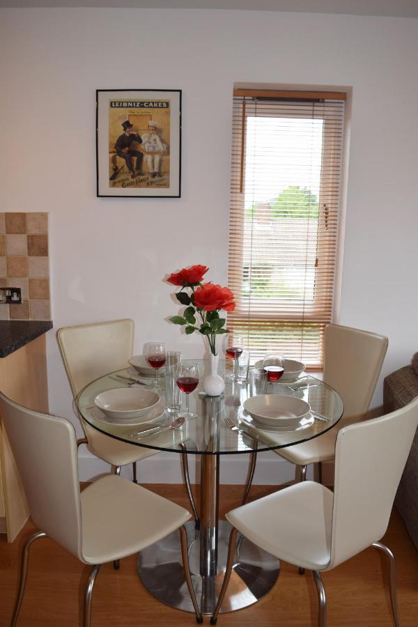 Apartment Splendid 1 Bed Flat In Stockwell, Sleeps 4 London