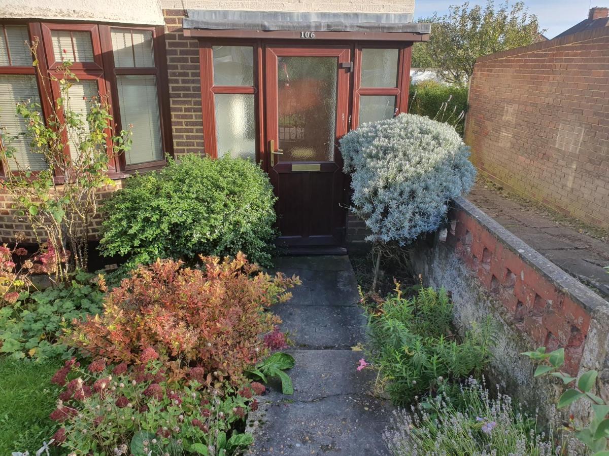 Holiday home Elegant House 10 Minutes Walk To Wembley Stadium London