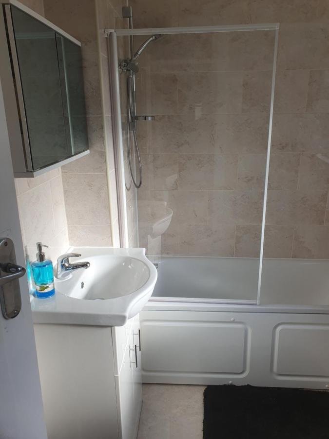 Elegant House 10 Minutes Walk To Wembley Stadium Holiday home *