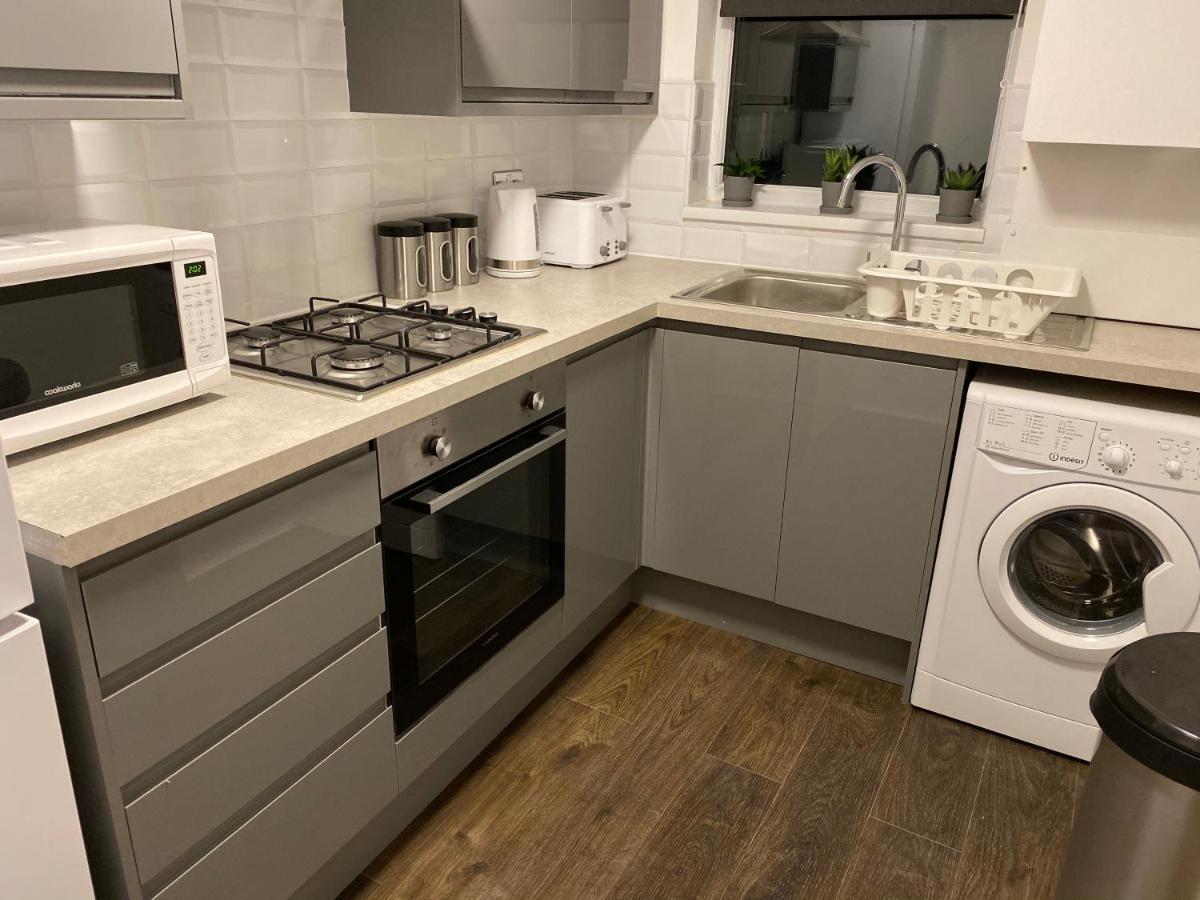 20 @ Excel Apartment *