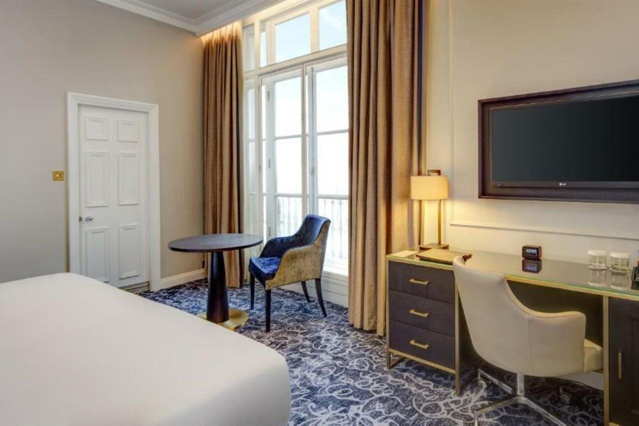 Hotel Hilton Euston 4*