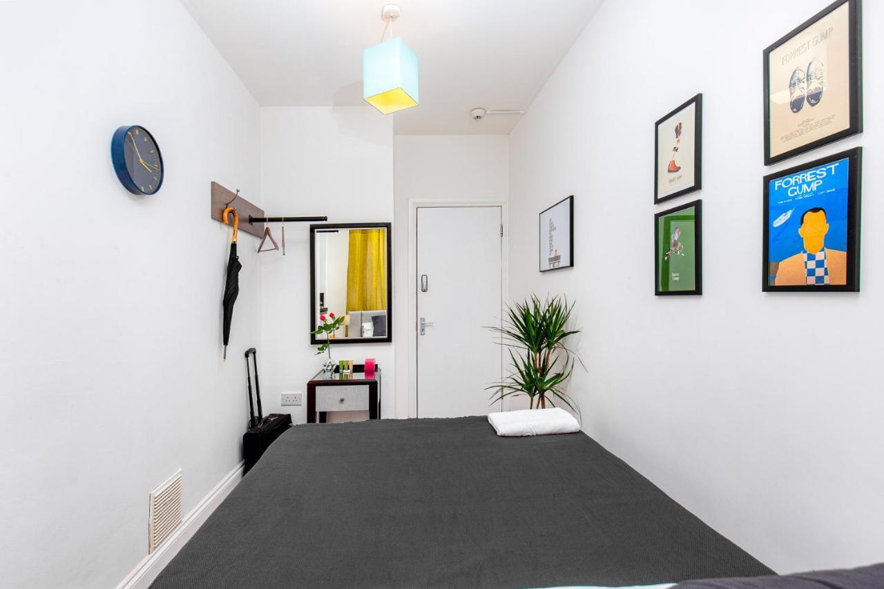 Sidney Street Homestay London