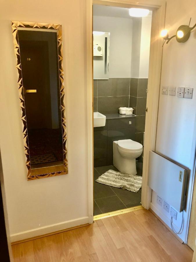 Tobacco Dock Studio Apartment London