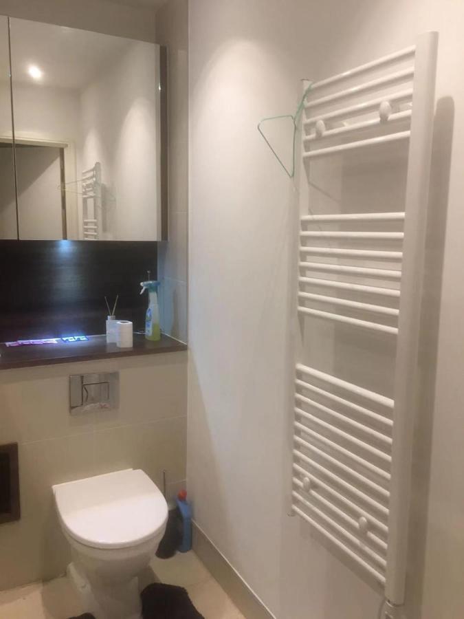 Spareroom Double Room In Surrey Quays Homestay