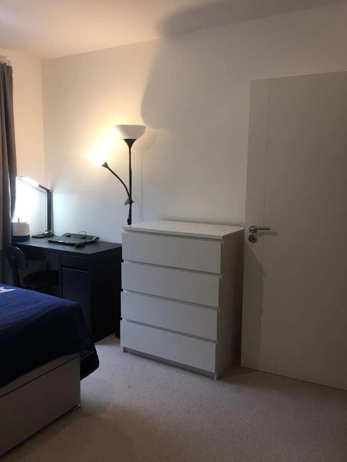 Homestay Spareroom Double Room In Surrey Quays