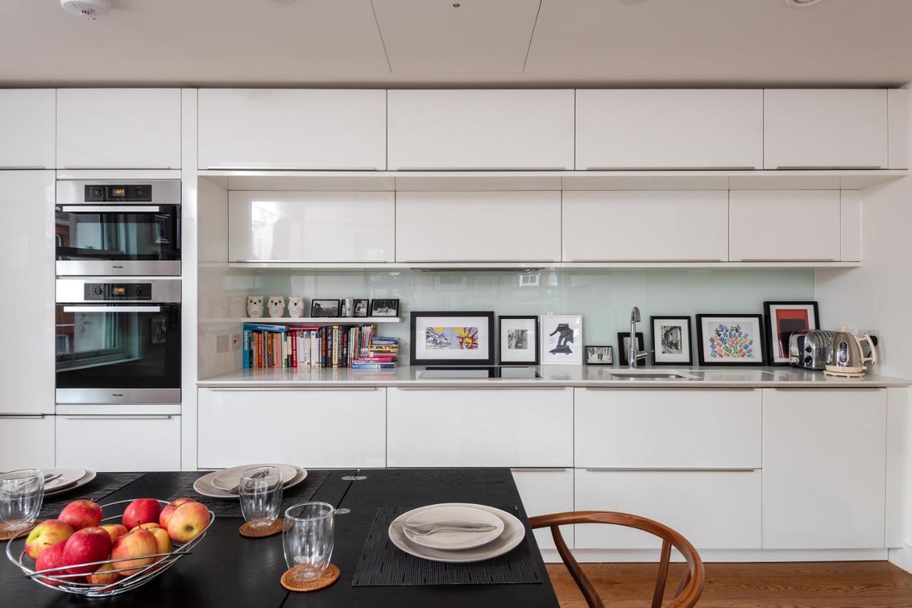 Rock Paper Scissors Apartment