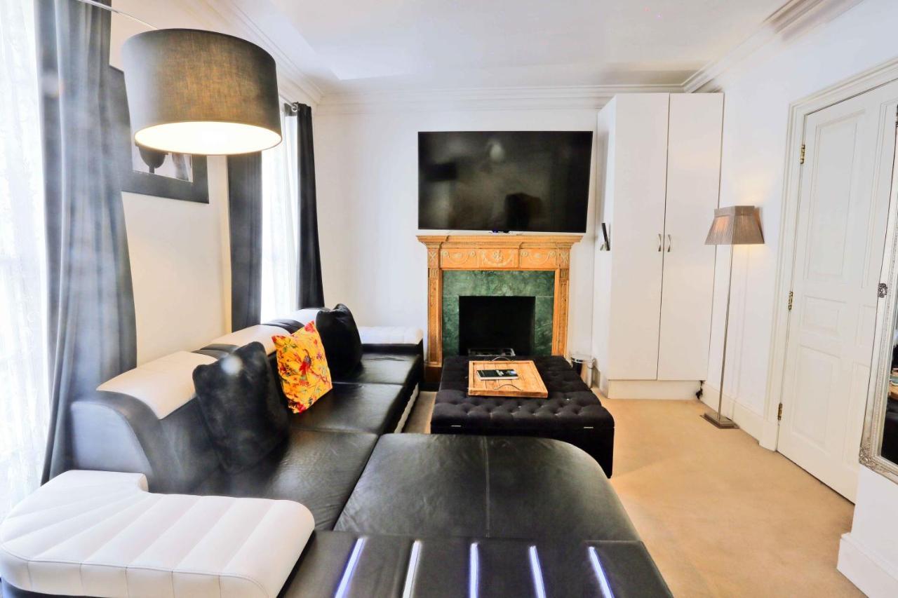Piccadilly Circus Suites London