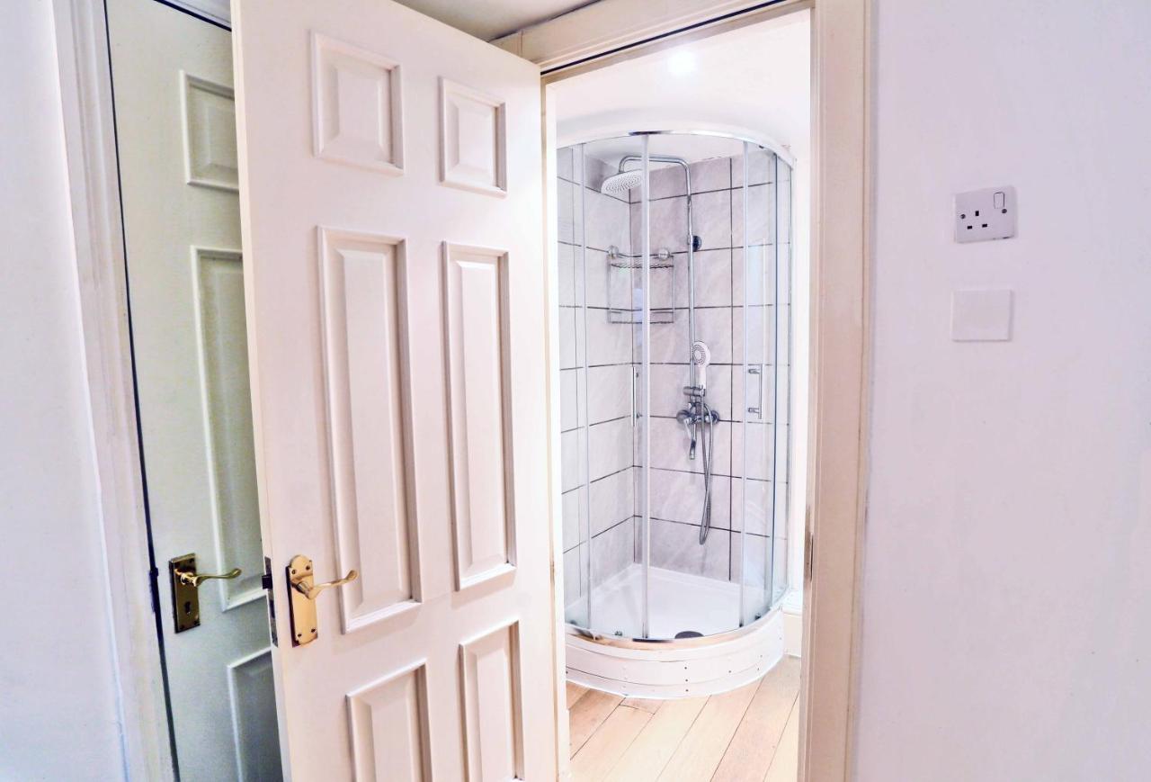 Piccadilly Circus Suites Apartment London