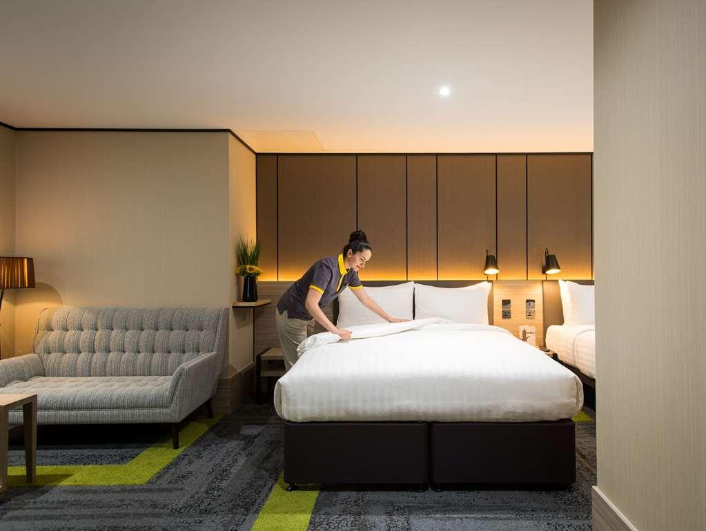 Aerotel Heathrow * London