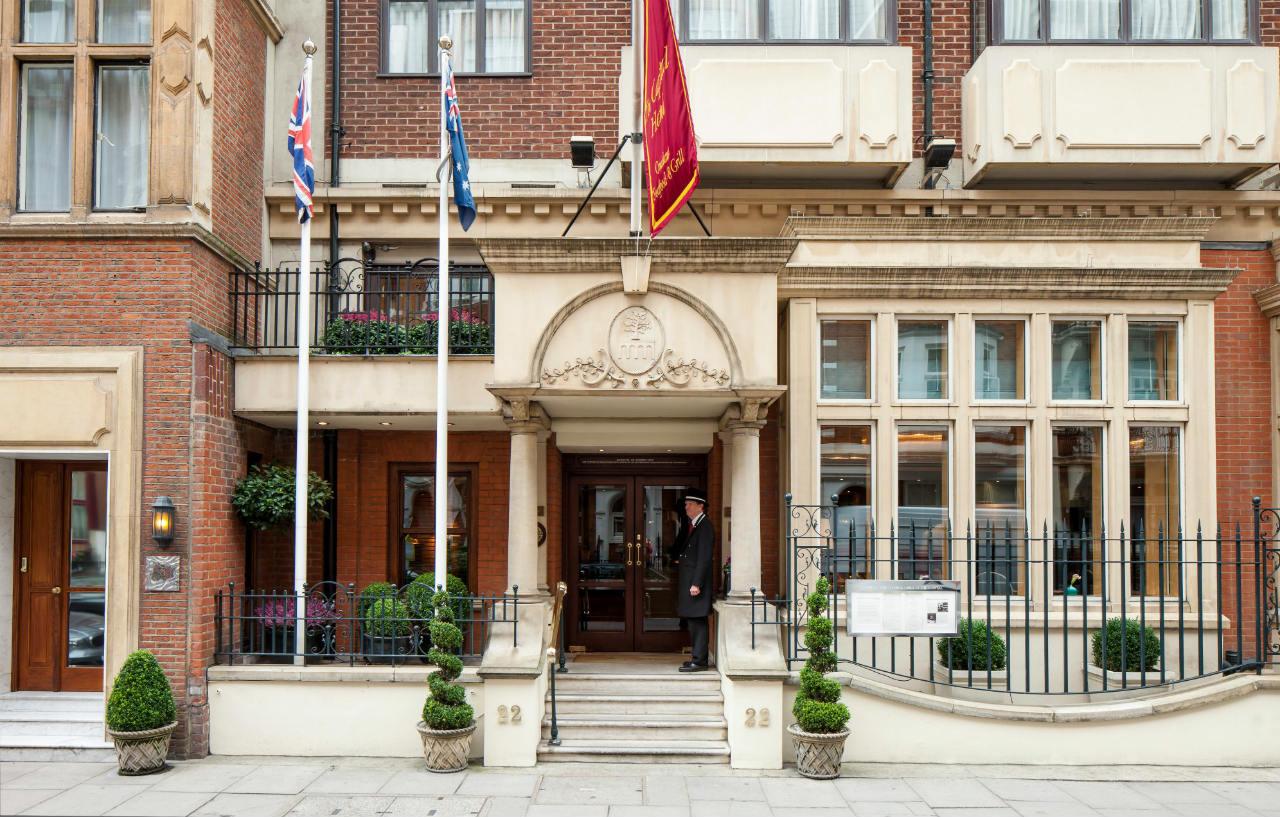 Hotel The Capital Hotel, & Townhouse 5*