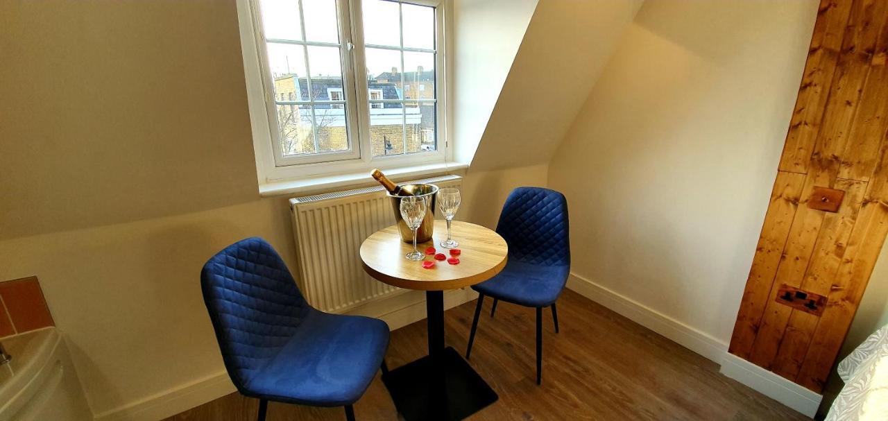 Hotel Angel Townhouse