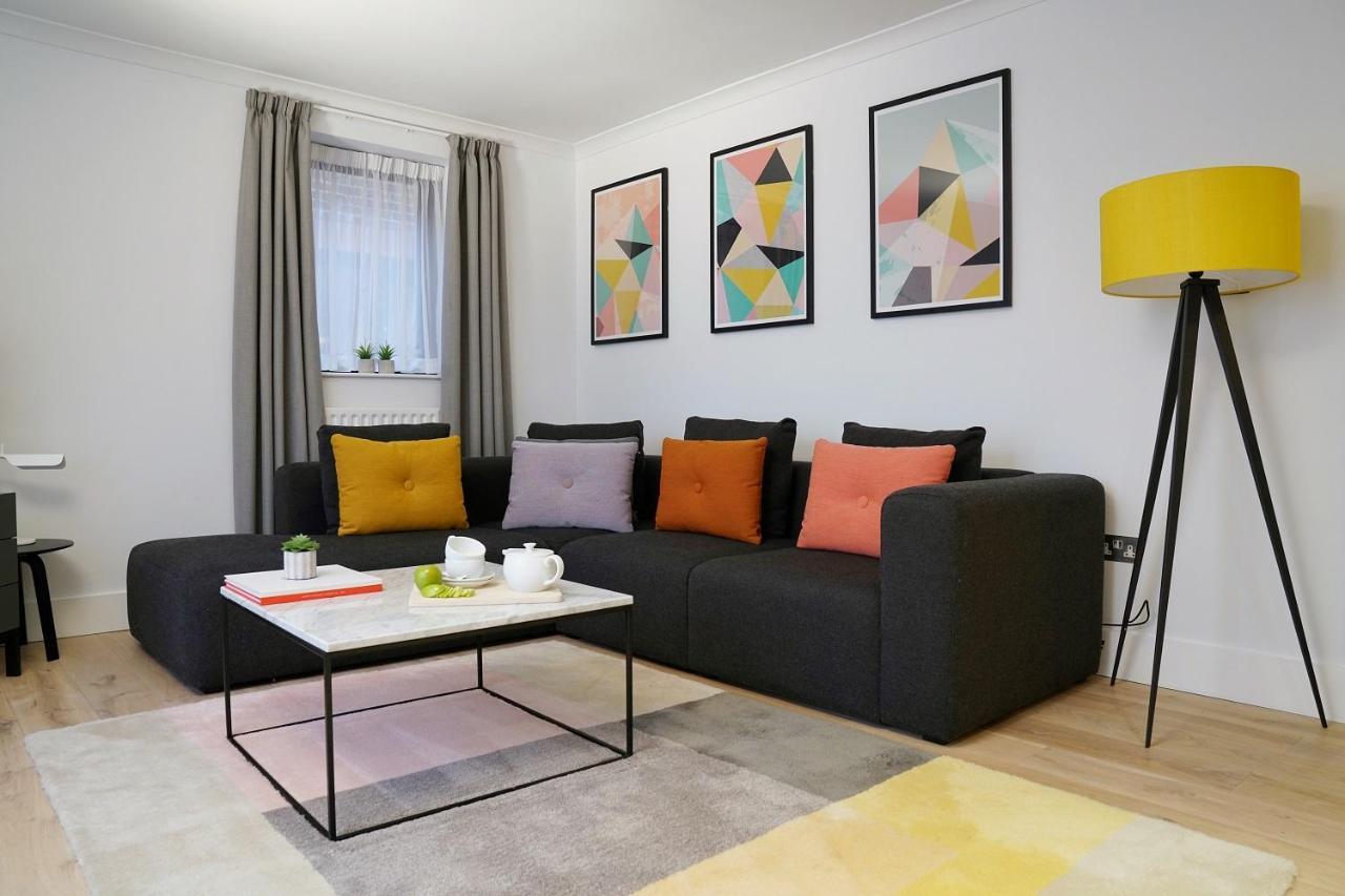 Monarch House - Serviced - Kensington * London