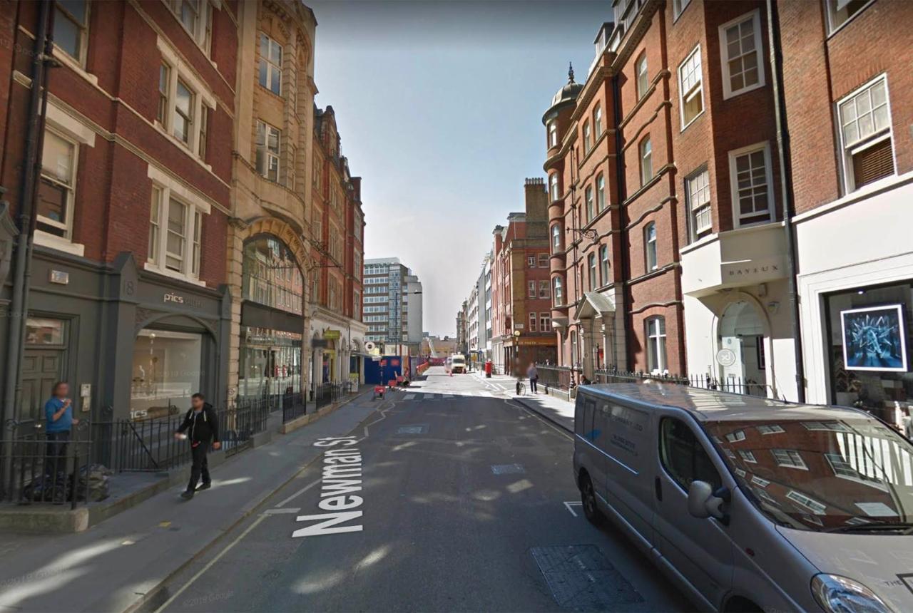 The Oxford Street Apartment *