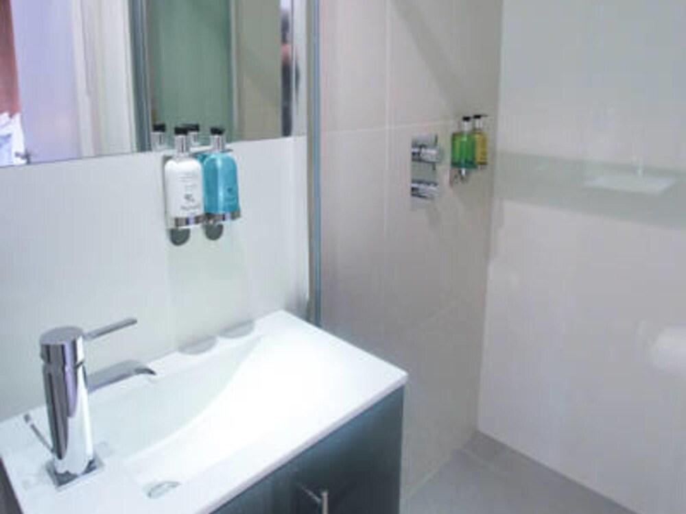 Room Home Stay Aparthotel