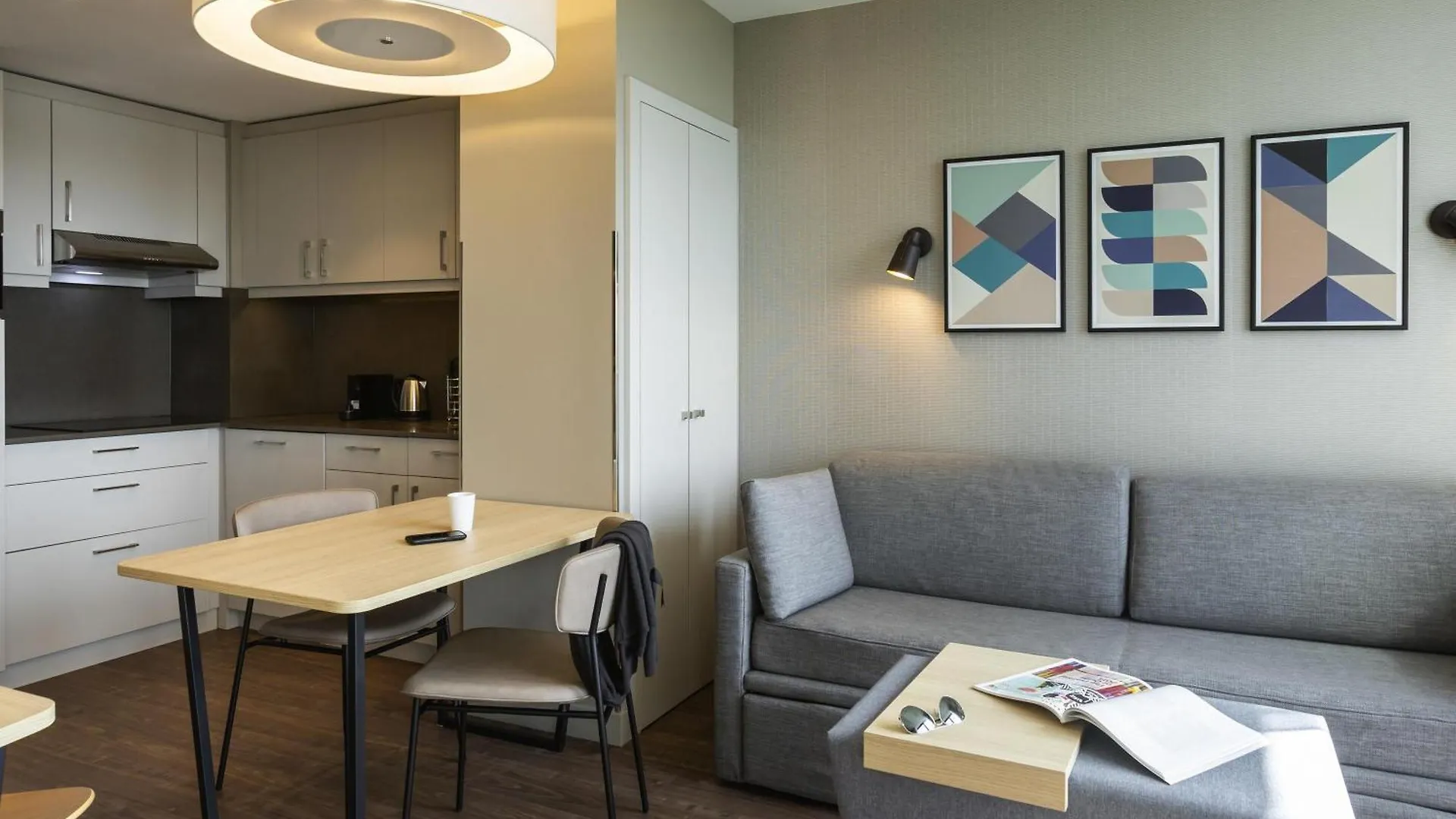 Top Hotels in Stratford London for Every Traveler